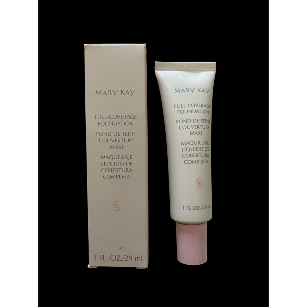 MARY KAY Ivory 100 Medium Coverage Foundation NIB Full Size for fair skin tones